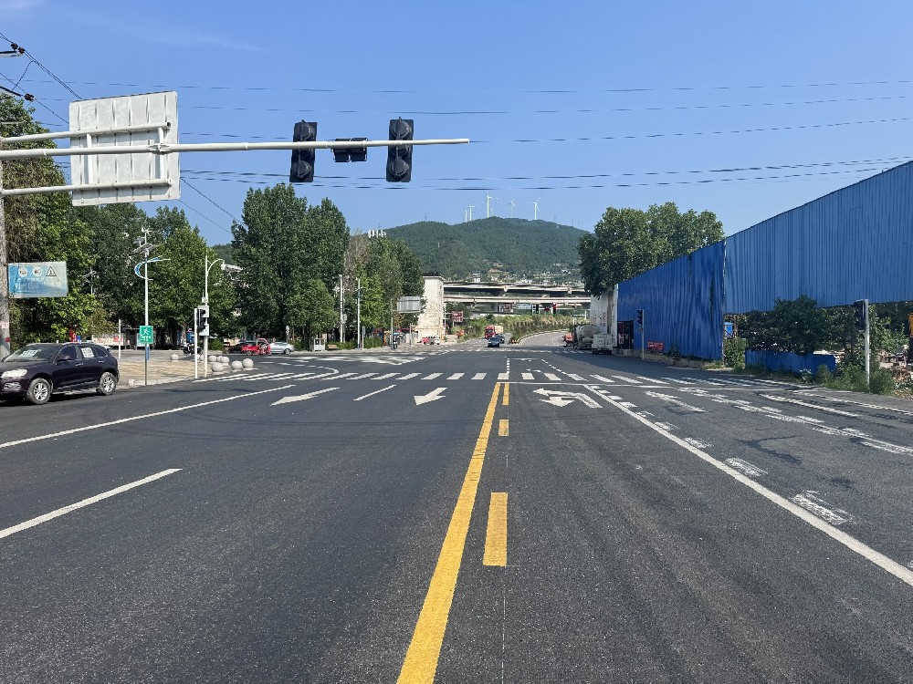 破舊立新！這段路取得新進(jìn)展